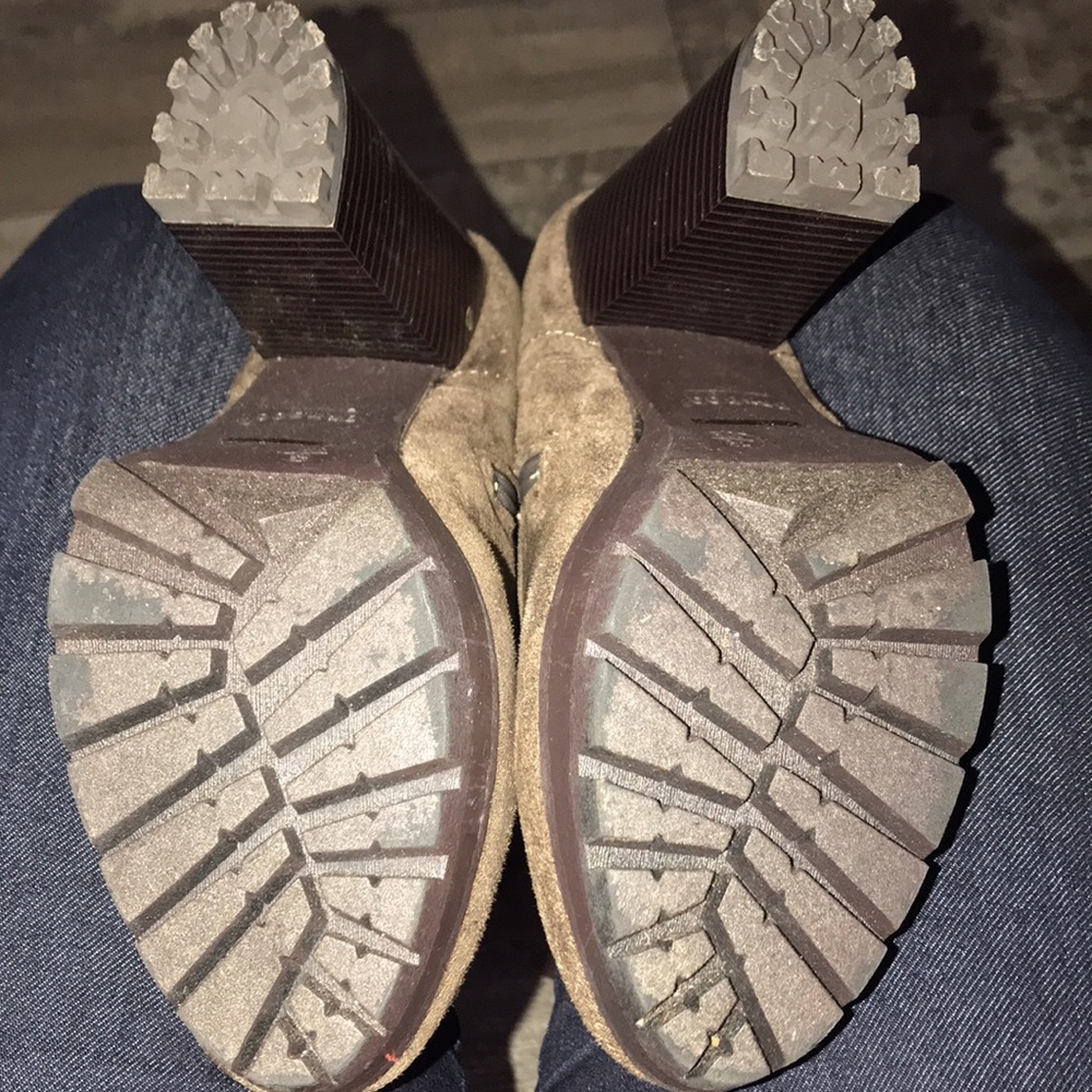 Boots - Picture 3 of 3